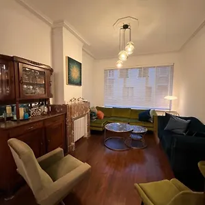  Hébergement de vacances Charmante Art Deco Rijwoning